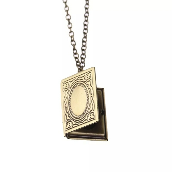 Jewelry - Victorian Style Antiqued Bronze Book Locket